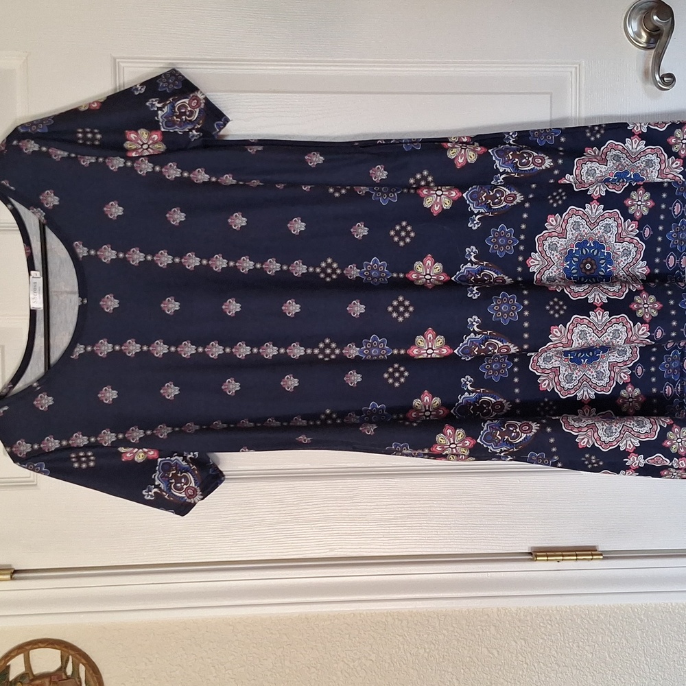 Women's Navy Floral Border Short Sleeve Dress From Sherosa. Size L
